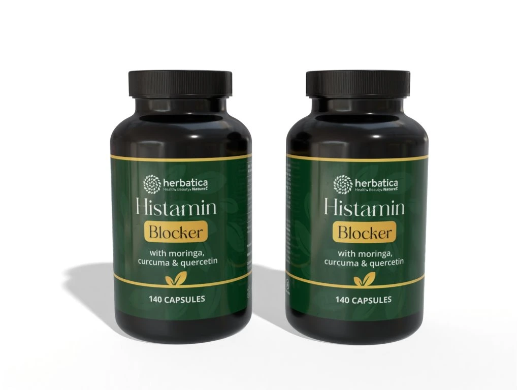 Dve balenia Histamin Blocker Herbatica 140 kapsúl na bielom pozadí